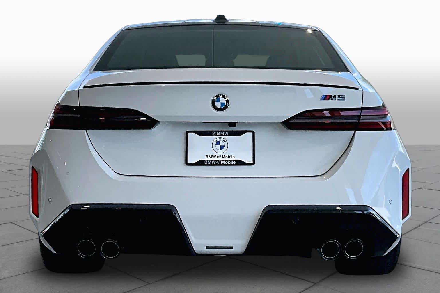 New 2027 BMW M5 w/ Executive Package AWD/4WD image 4