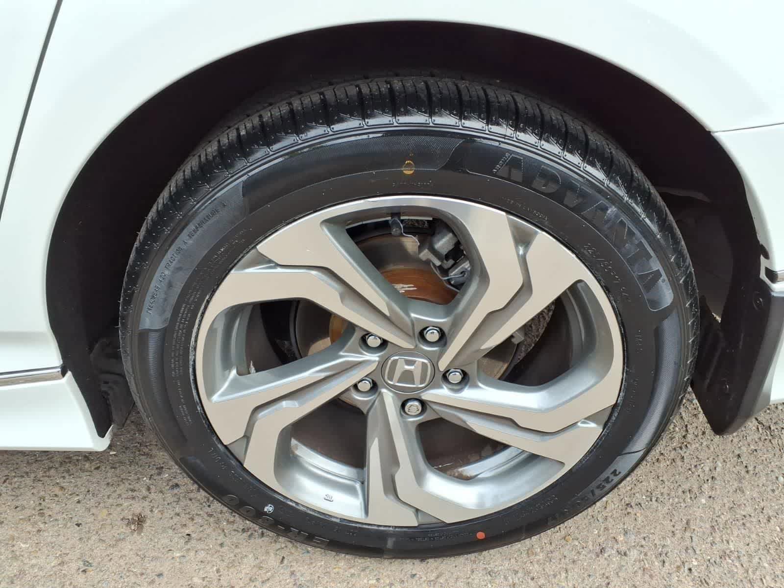 Used 2018 Honda Accord EX image 8