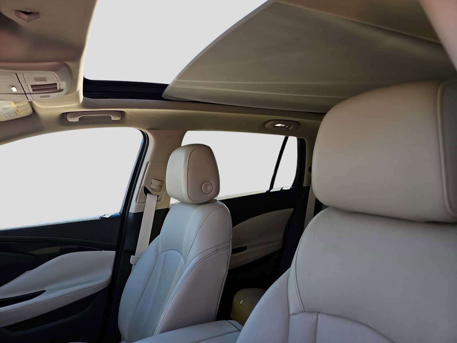 Used 2018 Buick Envision Premium image 18