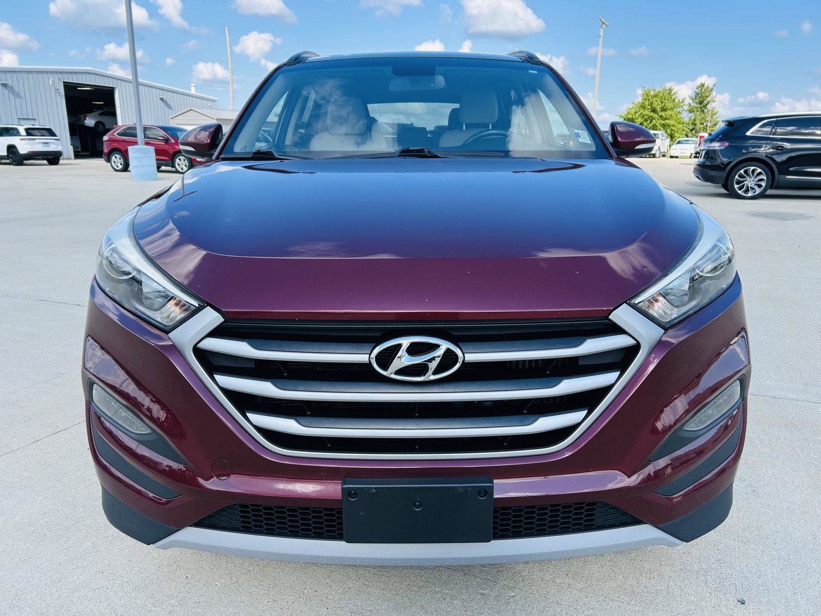 Used 2018 Hyundai Tucson Value w/ Cargo Package AWD/4WD image 32