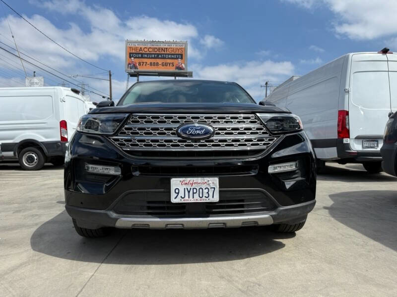 Used 2023 Ford Explorer Limited image 2