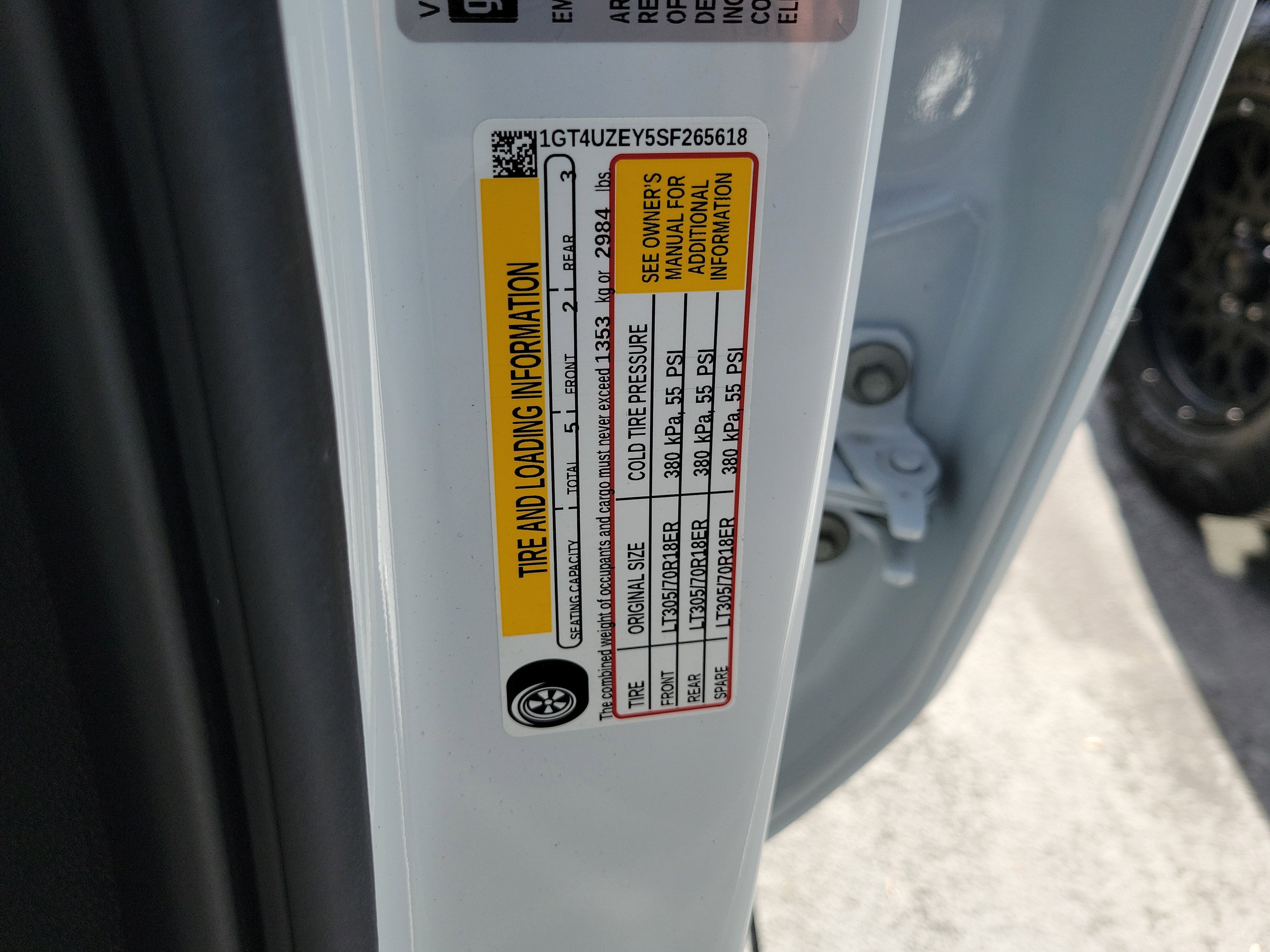 Used 2025 GMC Sierra 2500 AT4X AWD/4WD image 31