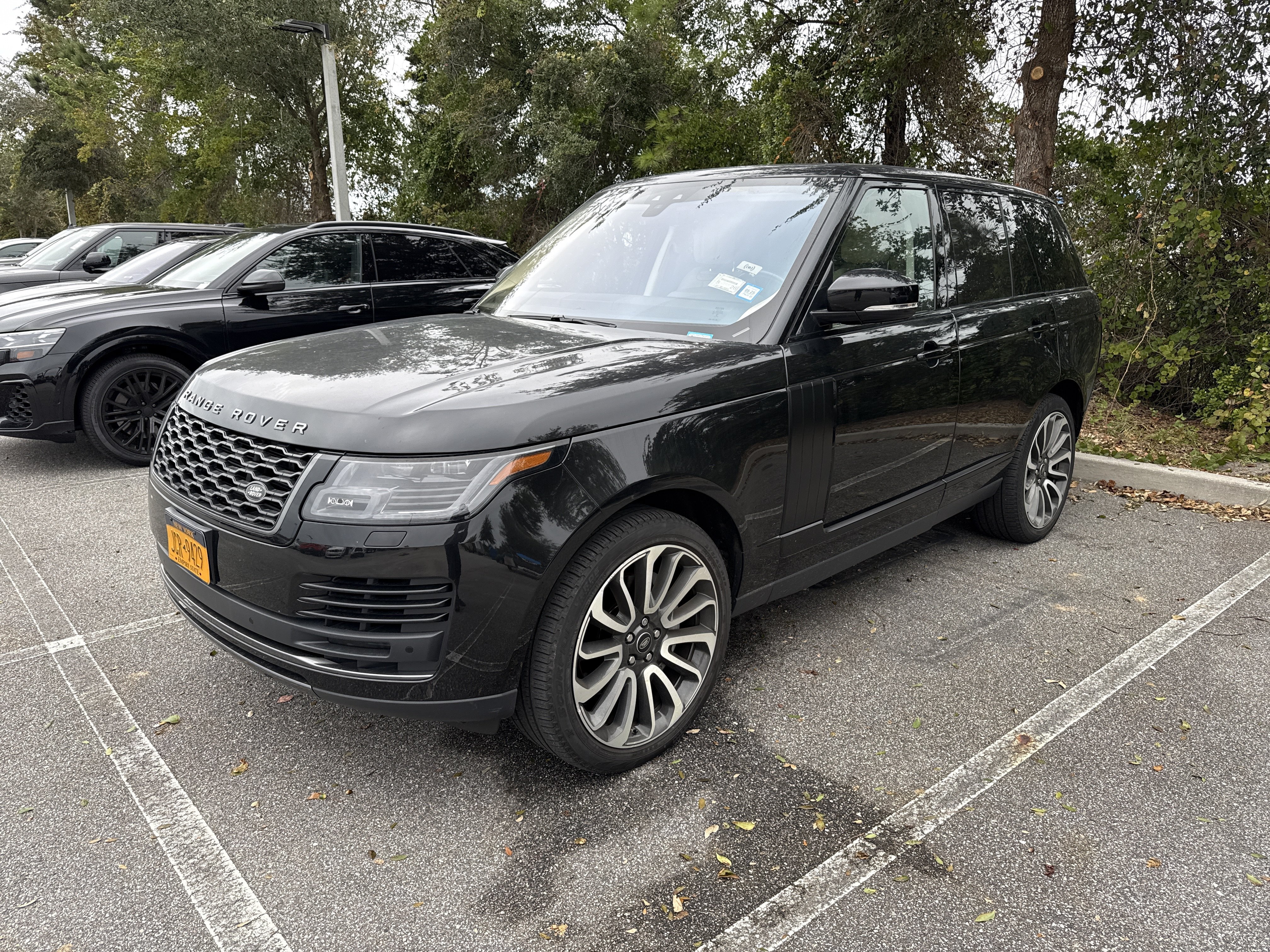 Used 2021 Land Rover Range Rover AWD/4WD image 1