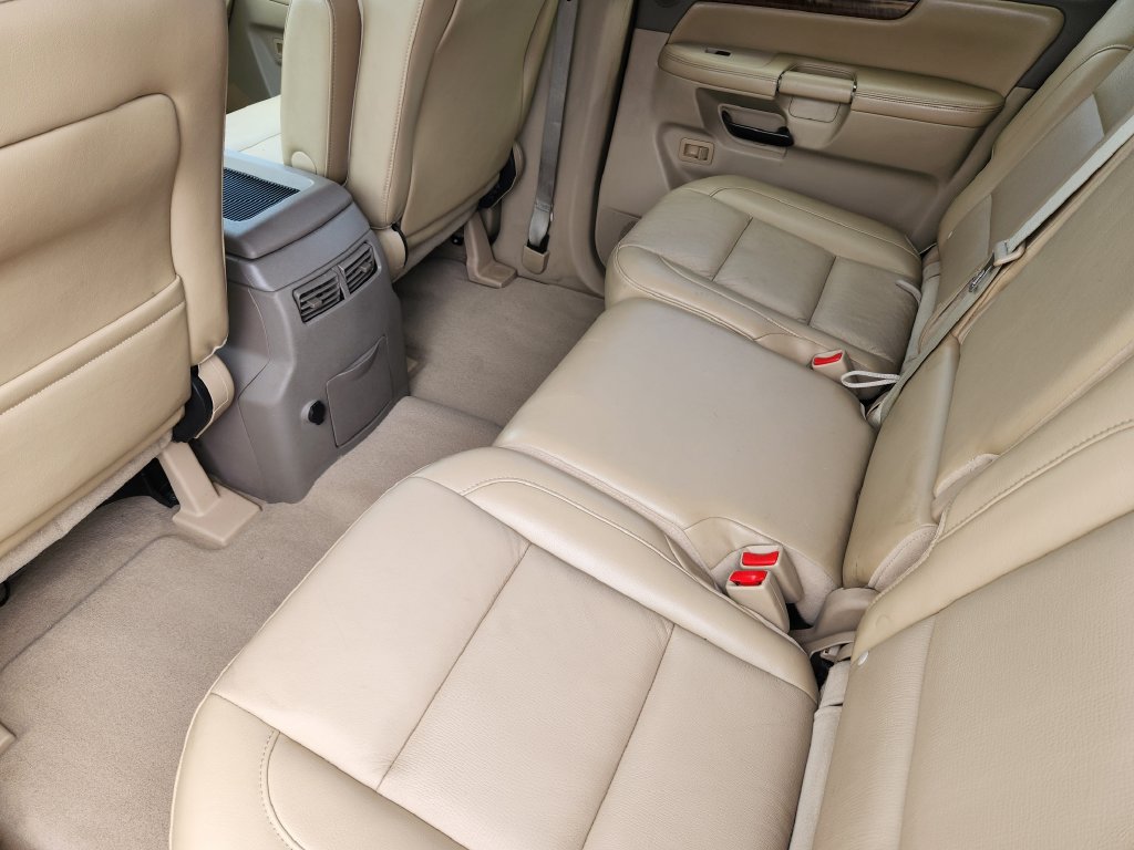 Used 2012 Nissan Armada SL AWD/4WD image 25