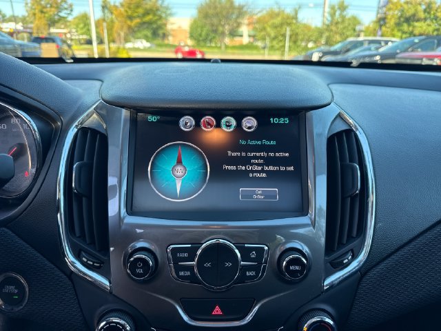 Used 2016 Chevrolet Cruze LT w/ Sun And Sound Package FWD image 19