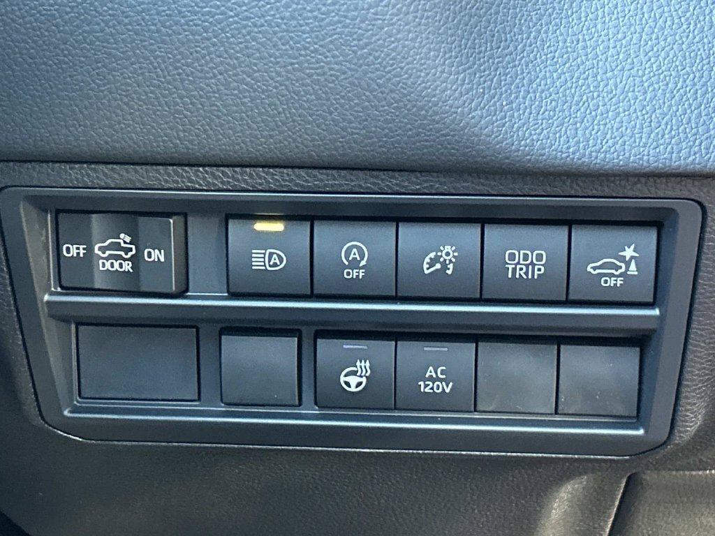 New 2026 Toyota Tundra Limited AWD/4WD image 31