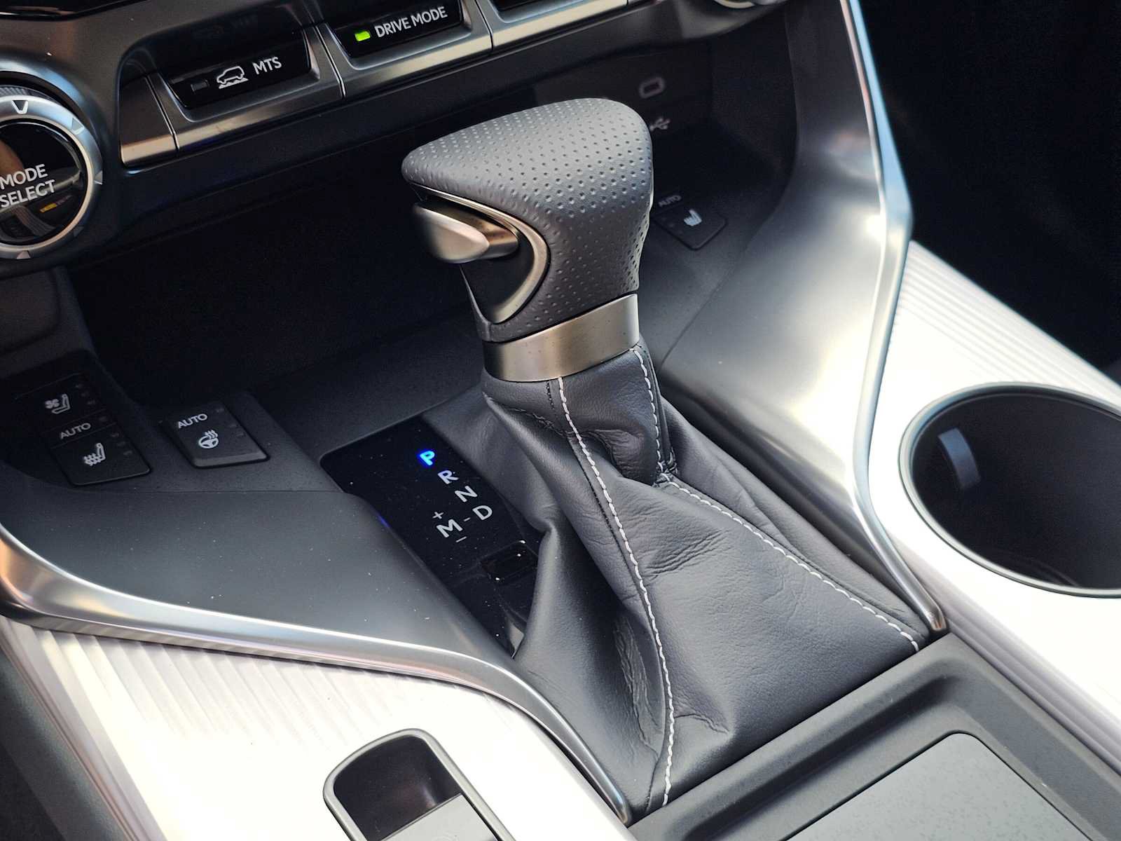 New 2026 Lexus LX 600 F Sport AWD/4WD image 32