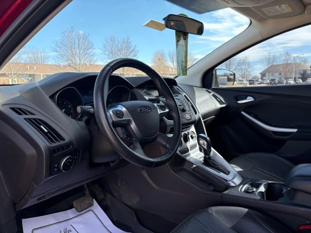 Used 2014 Ford Focus SE w/ Equipment Group 201A FWD image 10
