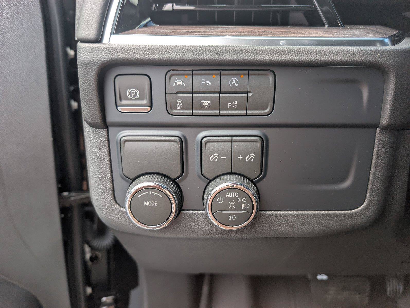New 2026 Chevrolet Tahoe LT w/ Comfort Package RWD image 30
