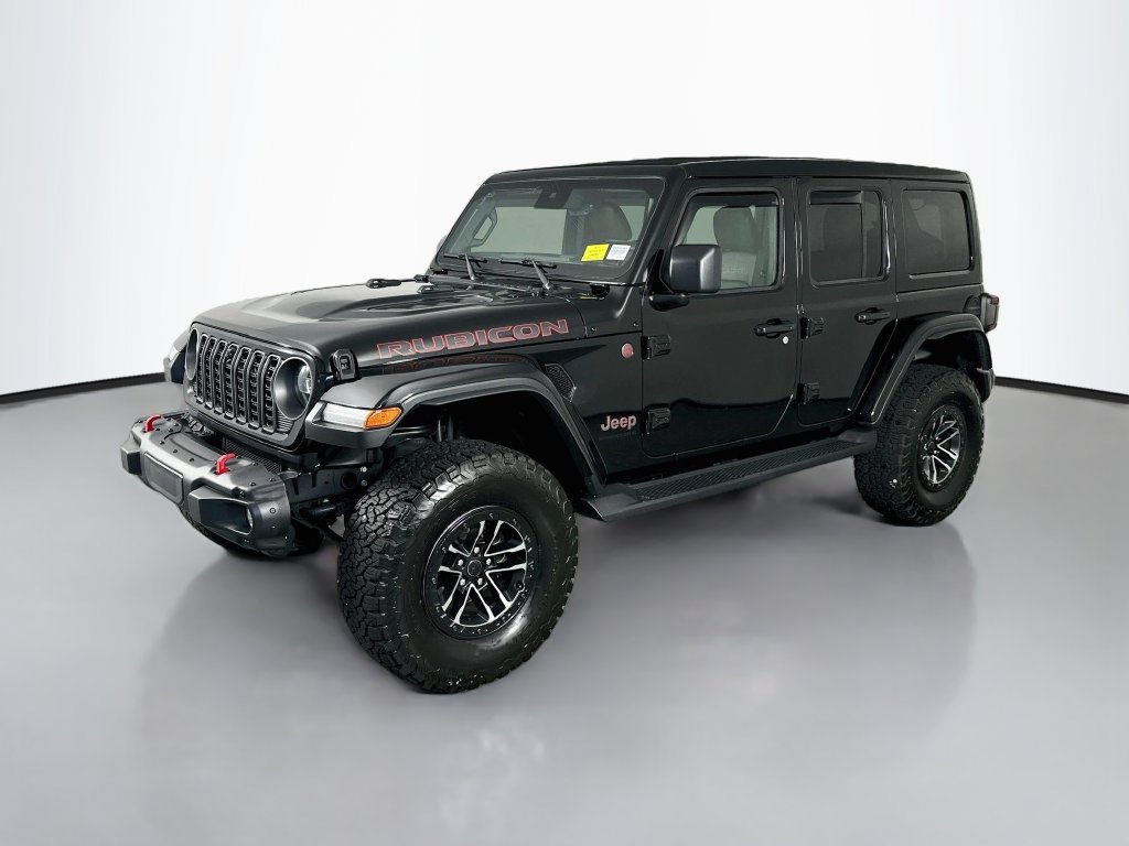 Used 2025 Jeep Wrangler Unlimited Rubicon AWD/4WD image 3