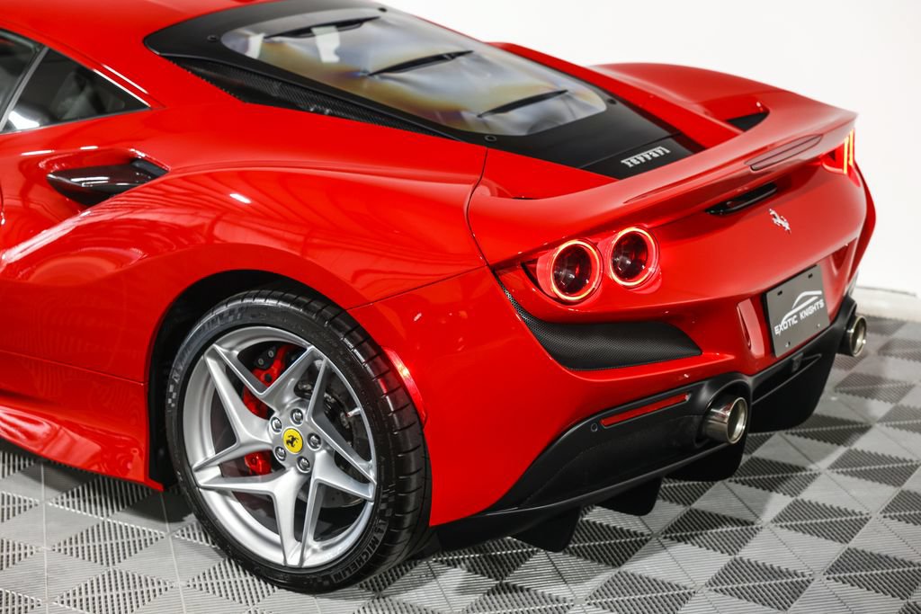 Used 2020 Ferrari F8 Tributo RWD image 18