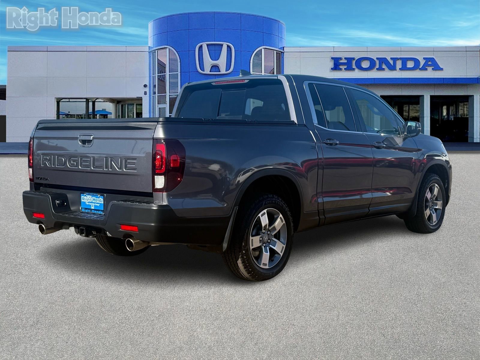Certified 2025 Honda Ridgeline RTL image 8
