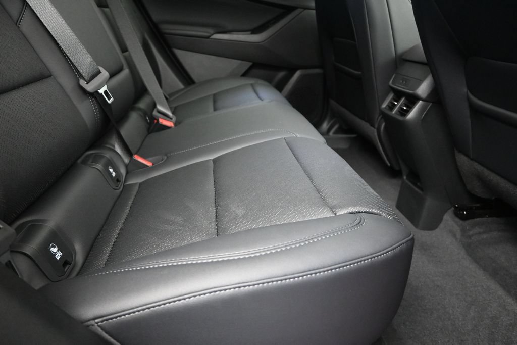 New 2026 Chevrolet Equinox LT w/ Convenience Package II FWD image 22