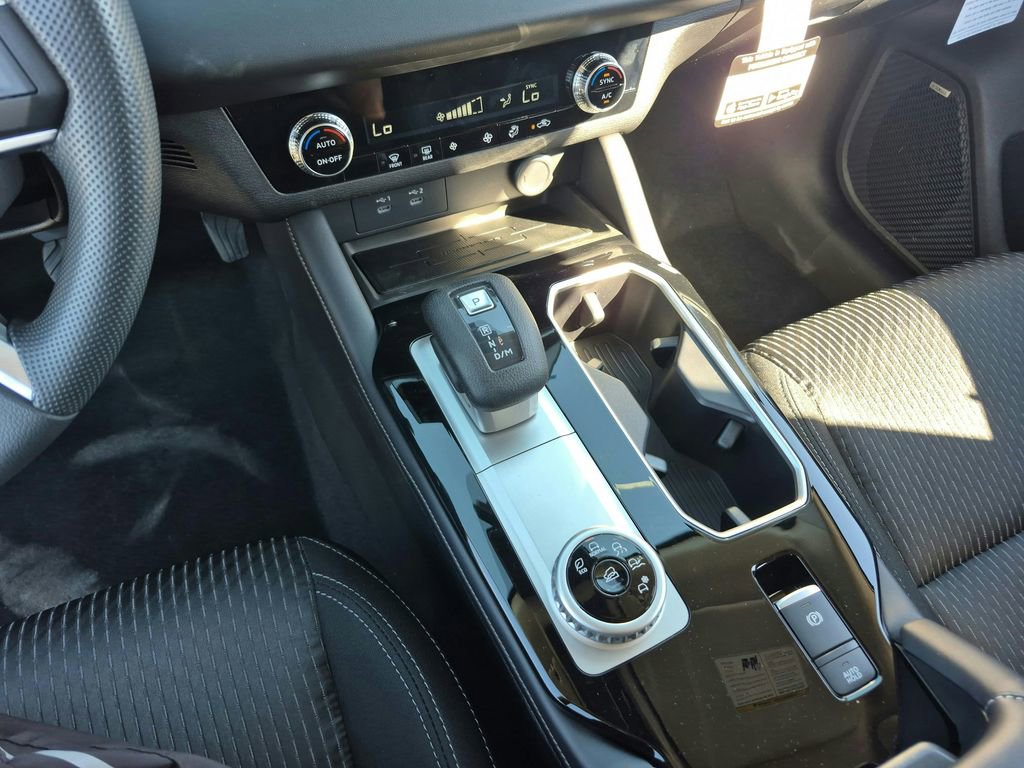 New 2026 Mitsubishi Outlander ES image 21