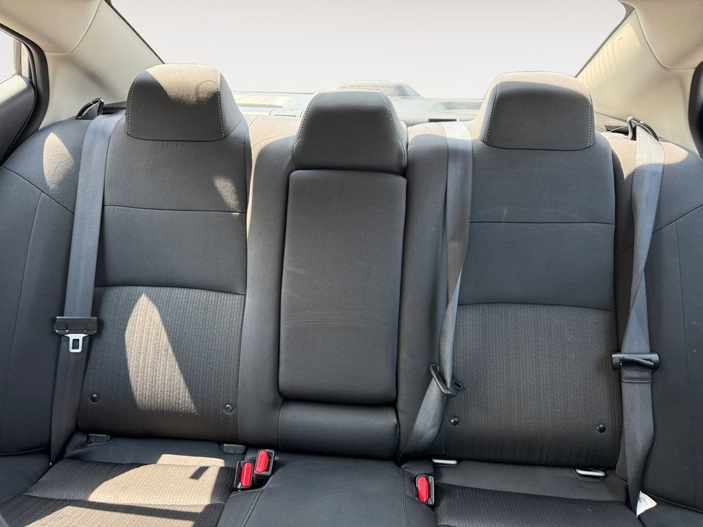 Used 2025 Nissan Altima 2.5 SV FWD image 13