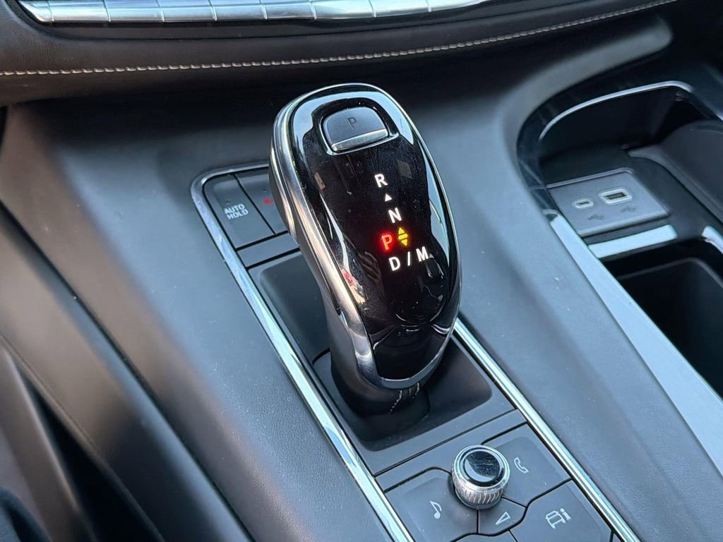 Certified 2023 Cadillac Escalade V w/ LPO, ONYX Package AWD/4WD image 13