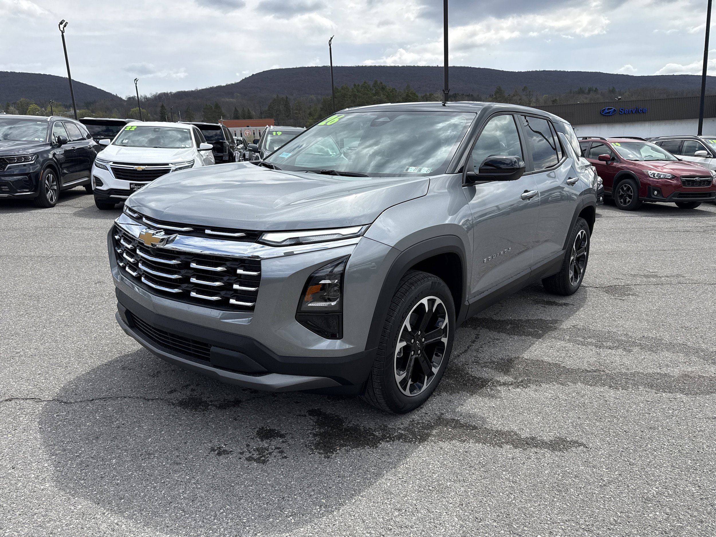 New 2026 Chevrolet Equinox LT w/ Convenience Package II image 8