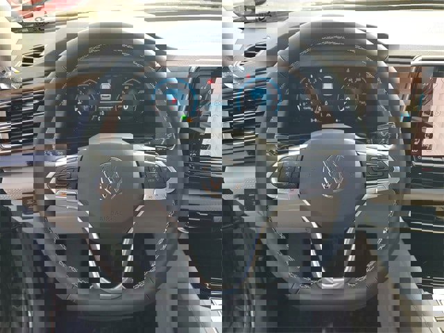 New 2026 Volkswagen Atlas SE image 21