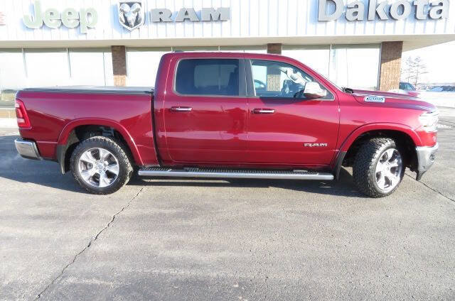 Used 2022 RAM 1500 Laramie AWD/4WD image 1
