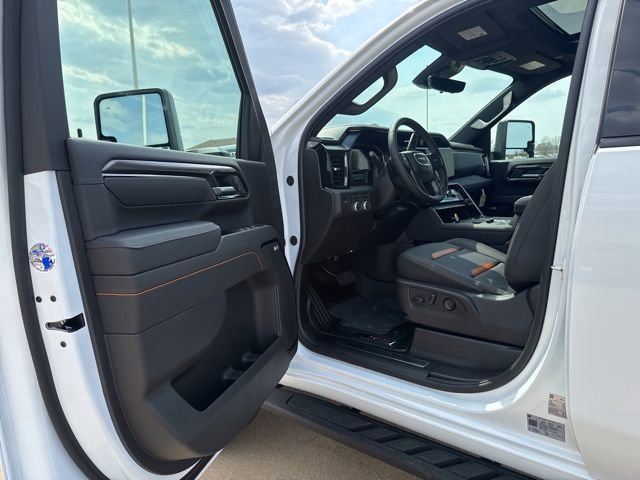 New 2026 GMC Sierra 2500 AT4 image 12