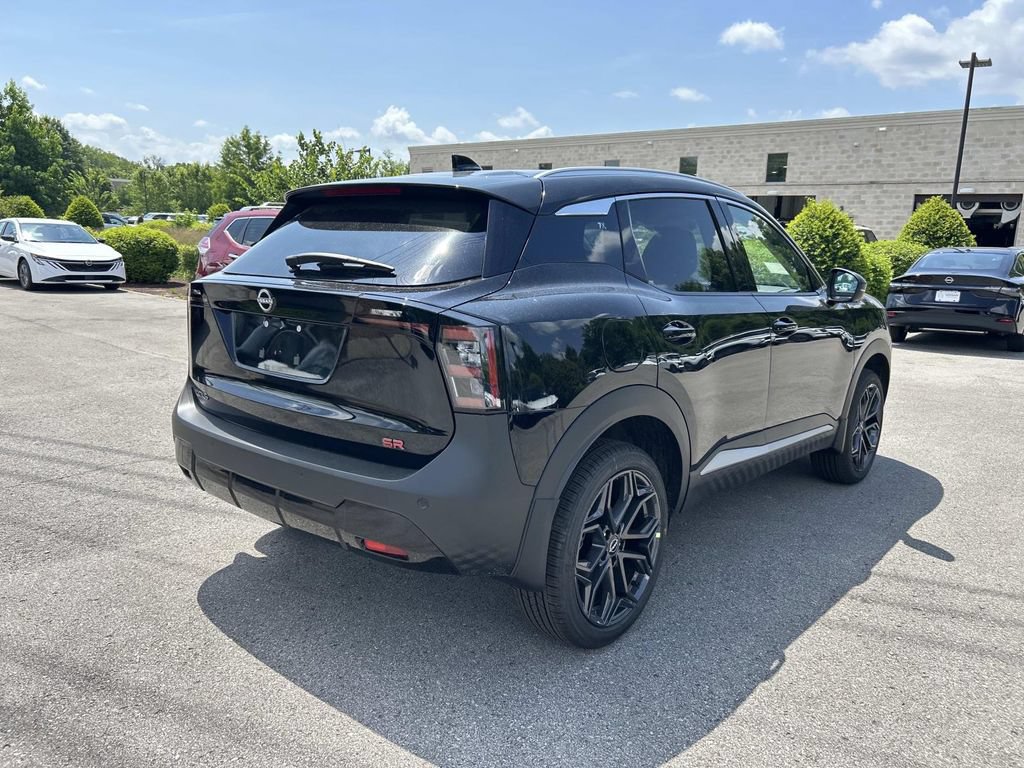 New 2026 Nissan Kicks SR w/ SR Premium Package FWD image 7