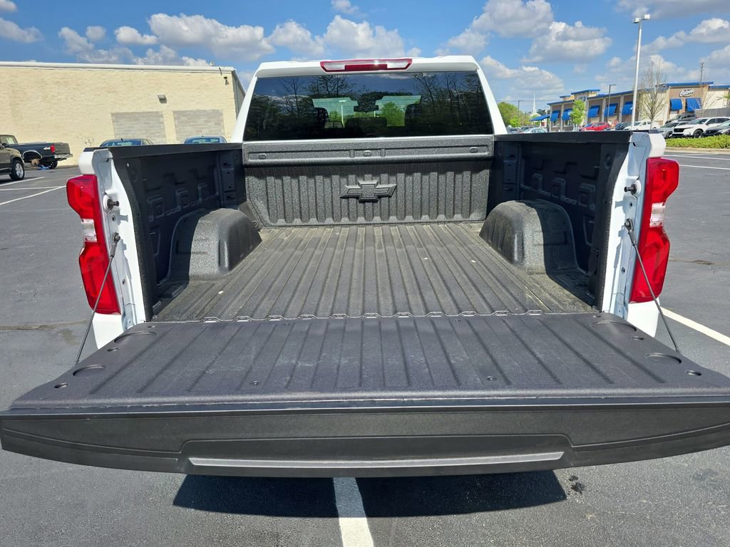 Used 2026 Chevrolet Silverado 1500 RST w/ RST Select Package AWD/4WD image 12