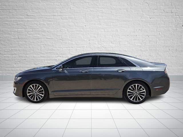 Used 2019 Lincoln MKZ Reserve FWD image 2