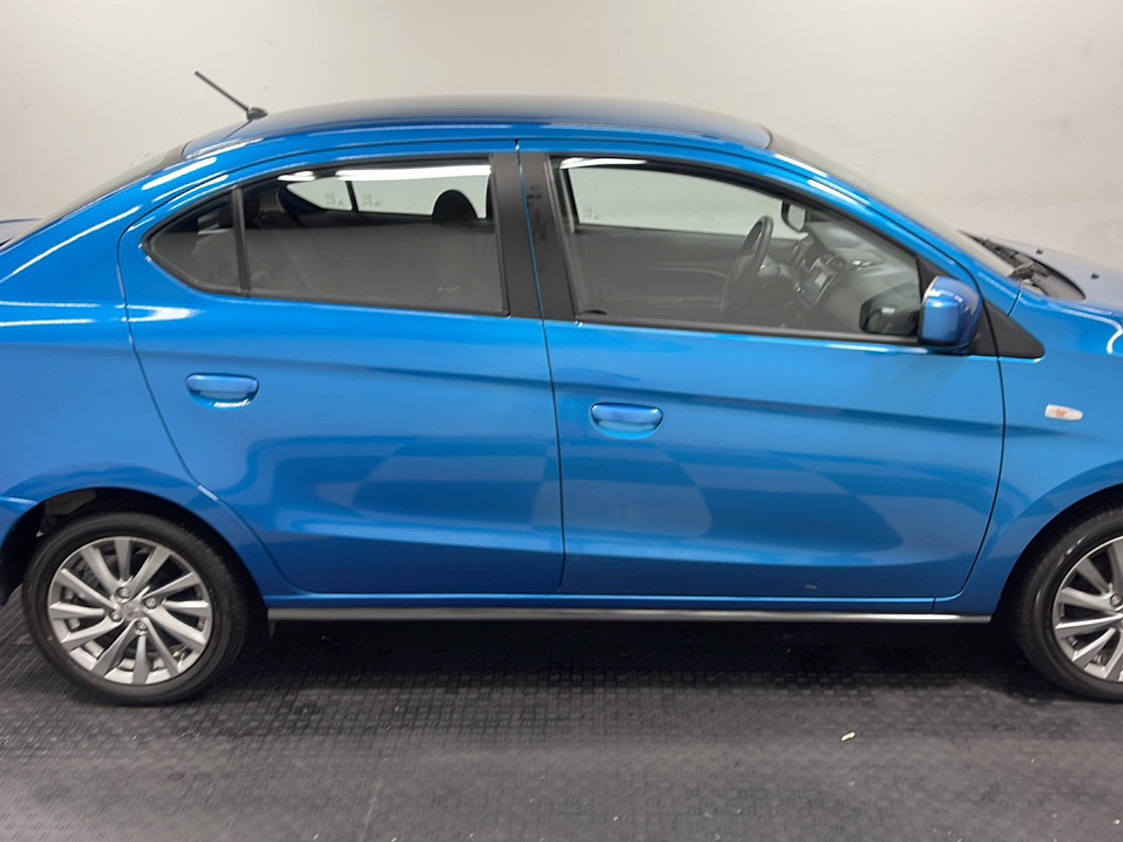 Used 2024 Mitsubishi Mirage G4 ES FWD image 21