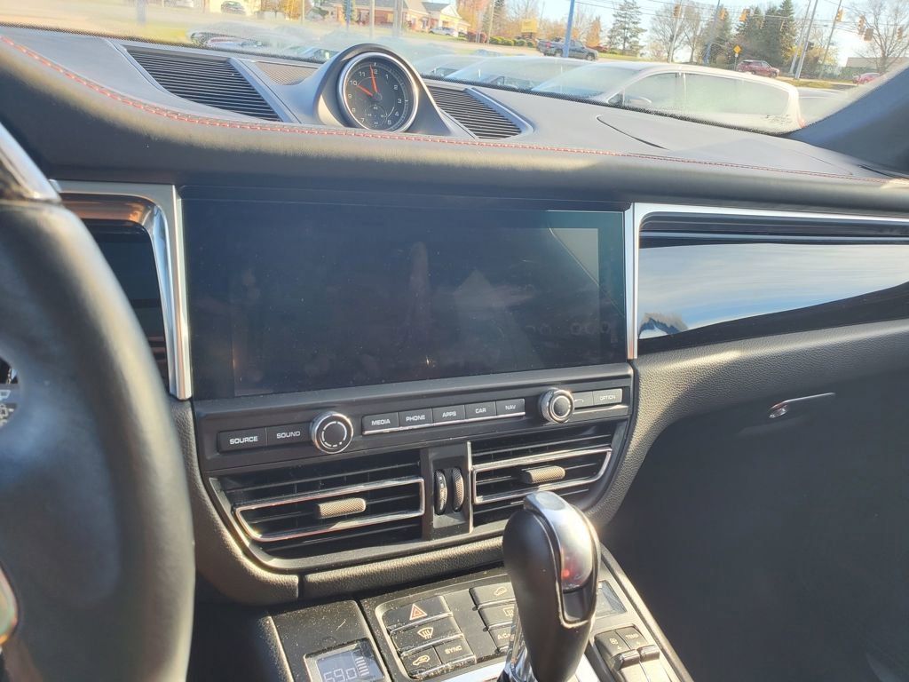 Used 2019 Porsche Macan S image 24