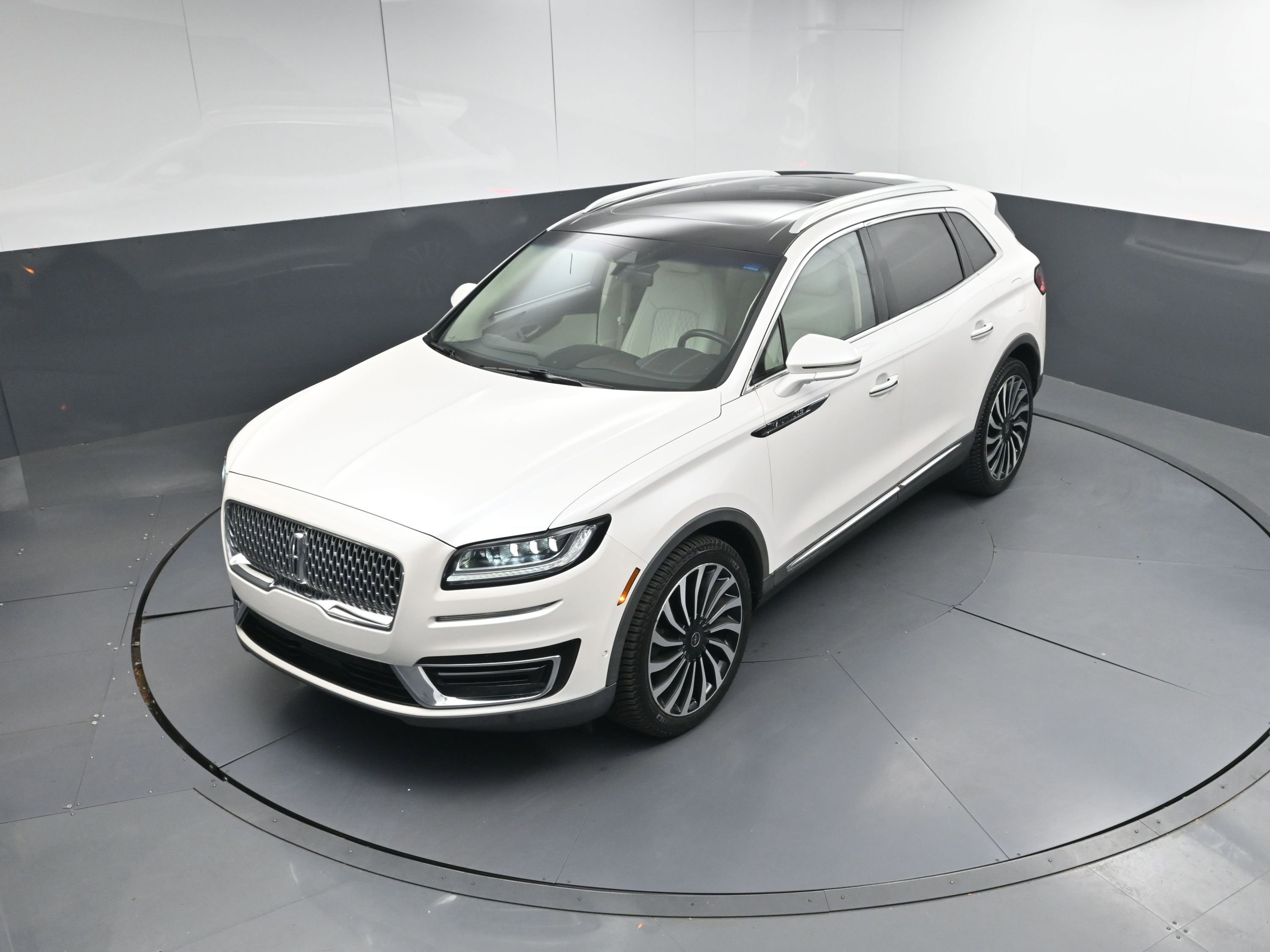 Used 2019 Lincoln Nautilus Black Label image 34
