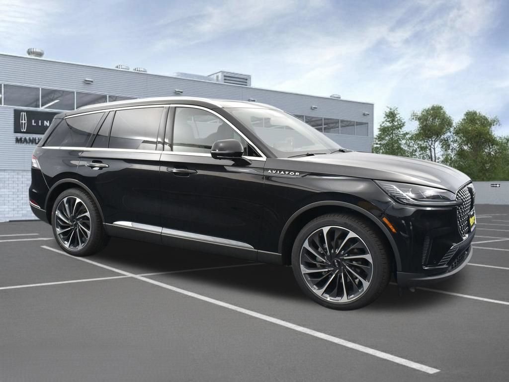 New 2026 Lincoln Aviator Reserve AWD/4WD image 3