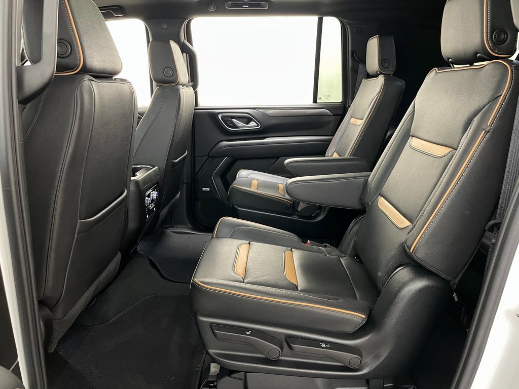 Used 2023 GMC Yukon XL AT4 w/ Max Trailering Package image 16