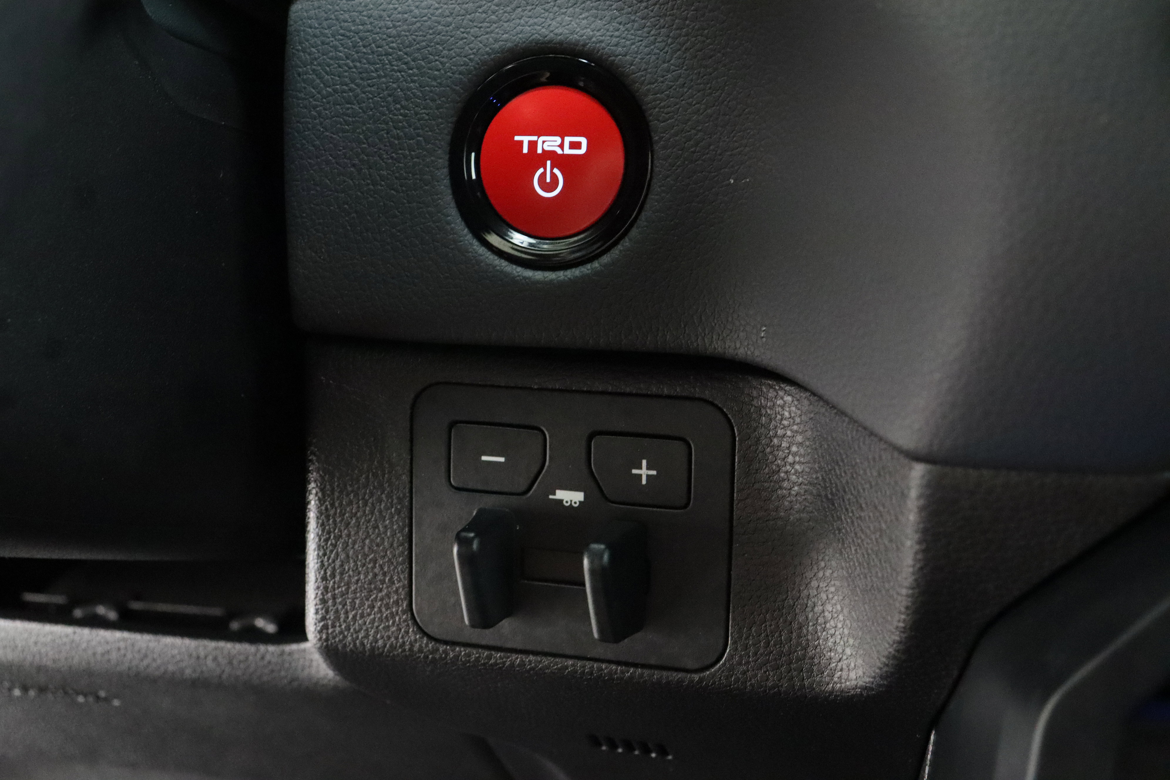 Certified 2026 Toyota Sequoia TRD Pro AWD/4WD image 18