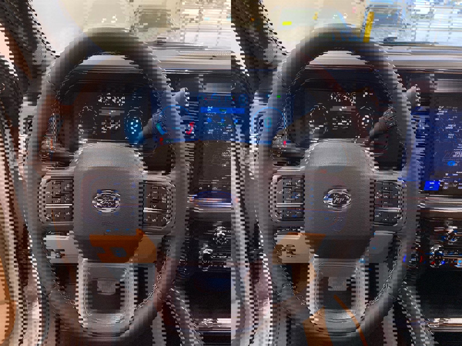 New 2026 Ford F350 Lariat w/ Black Appearance Package image 26