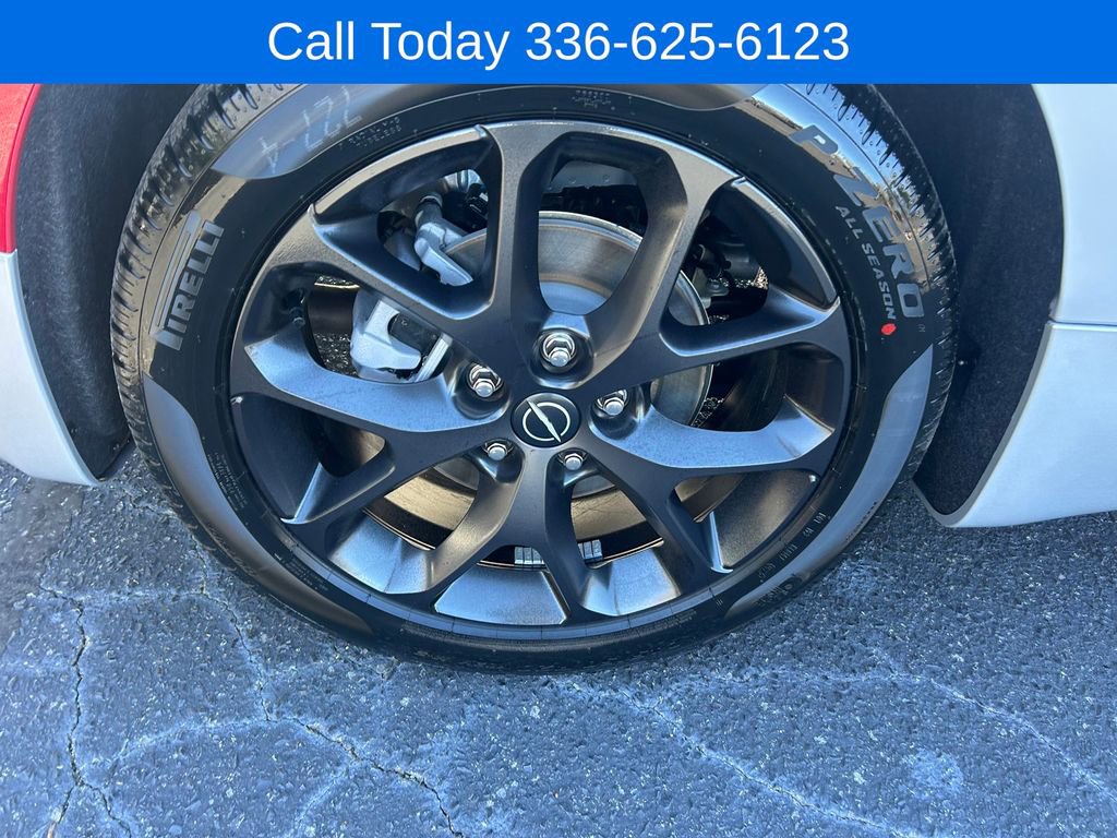 New 2026 Chrysler Pacifica Limited w/ S Appearance Package FWD image 10