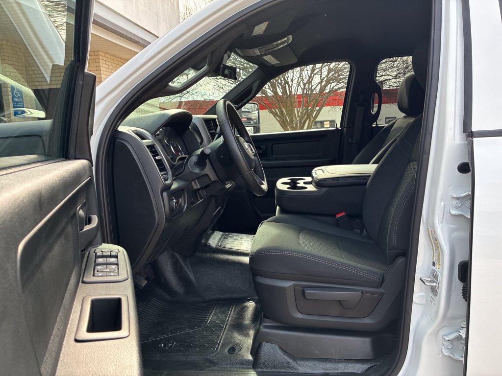 New 2026 RAM 3500 Tradesman AWD/4WD image 10