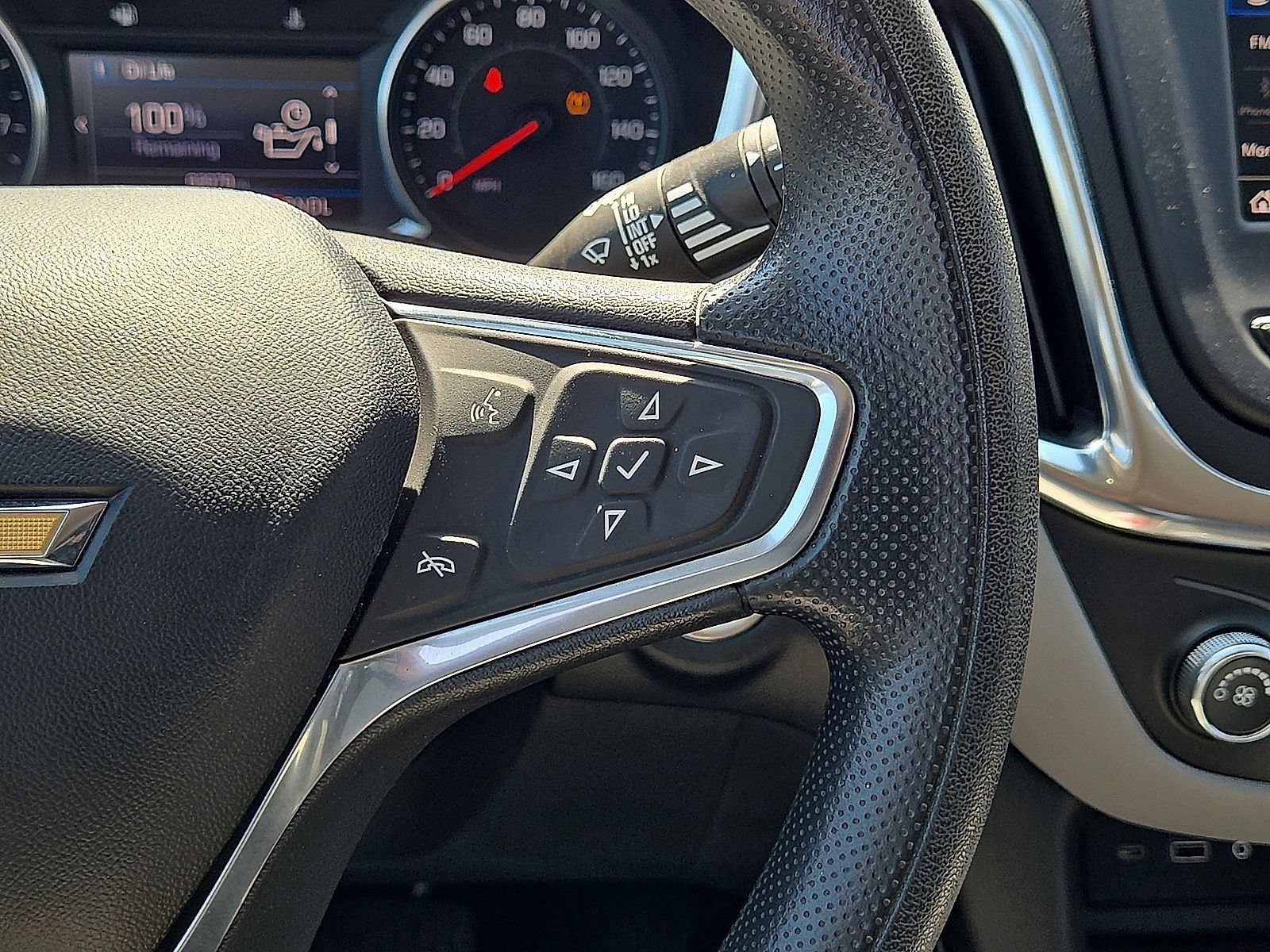 Used 2022 Chevrolet Equinox LT FWD image 20