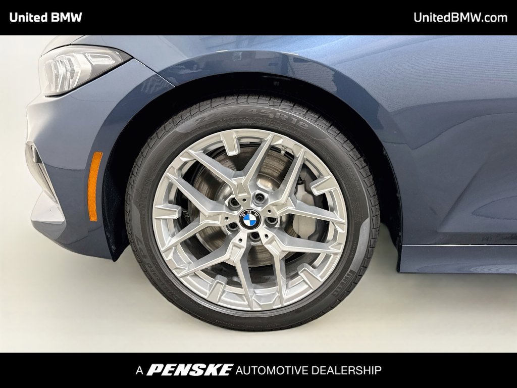 New 2026 BMW 330i Sedan w/ Convenience Package RWD image 9