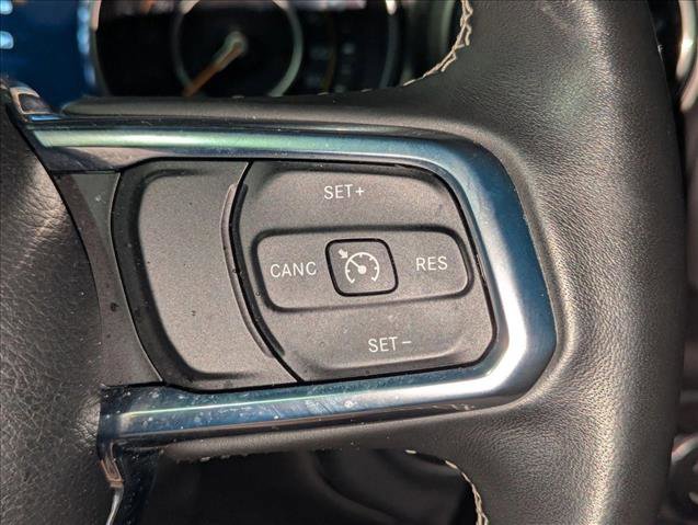 Used 2018 Jeep Wrangler Unlimited Sahara image 16