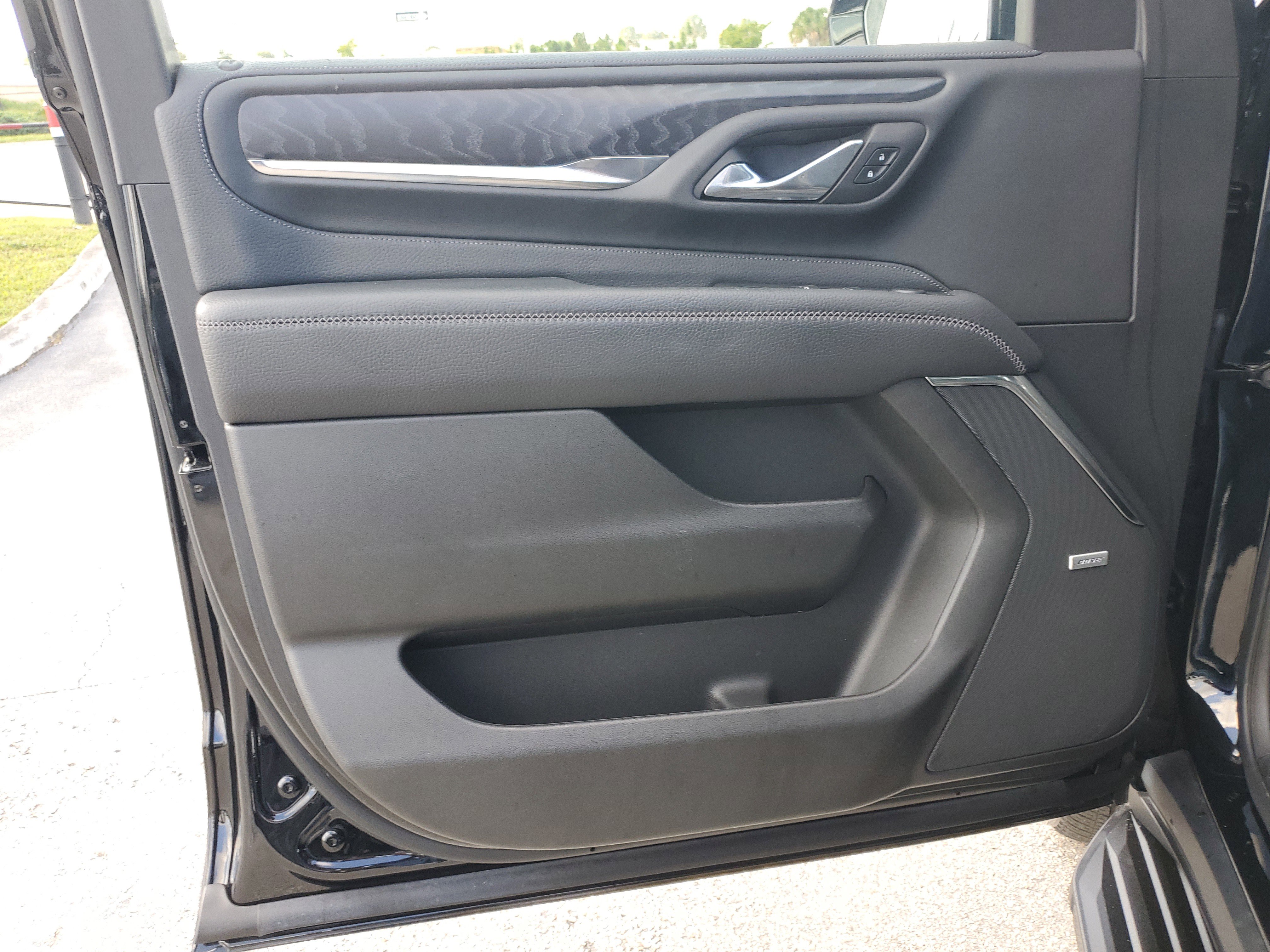 Used 2023 GMC Yukon Denali w/ Advanced Technology Package image 30