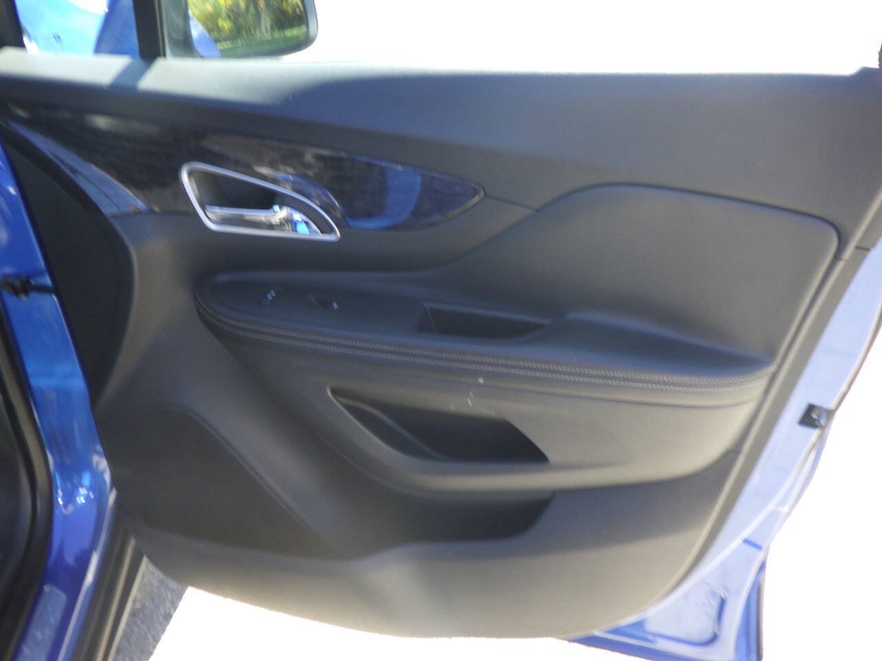 Used 2015 Buick Encore Leather w/ Experience Buick Package FWD image 13