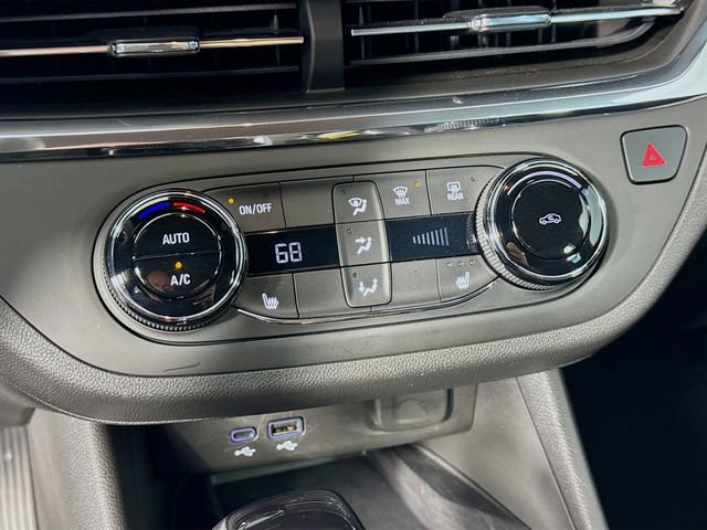 Used 2025 Buick Envista Preferred w/ Convenience I Package FWD image 16