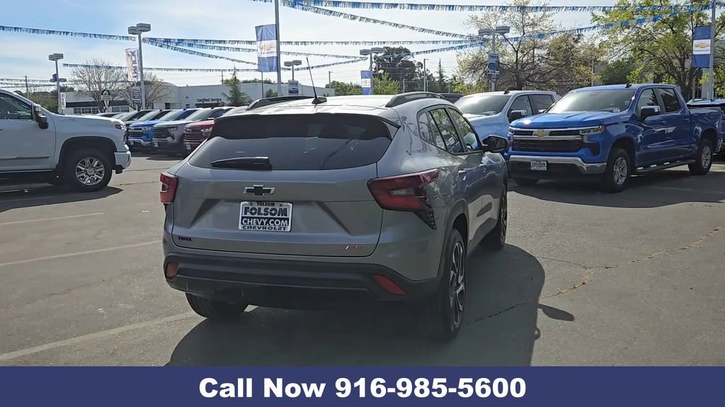 New 2026 Chevrolet Trax RS w/ Sunroof Package image 11