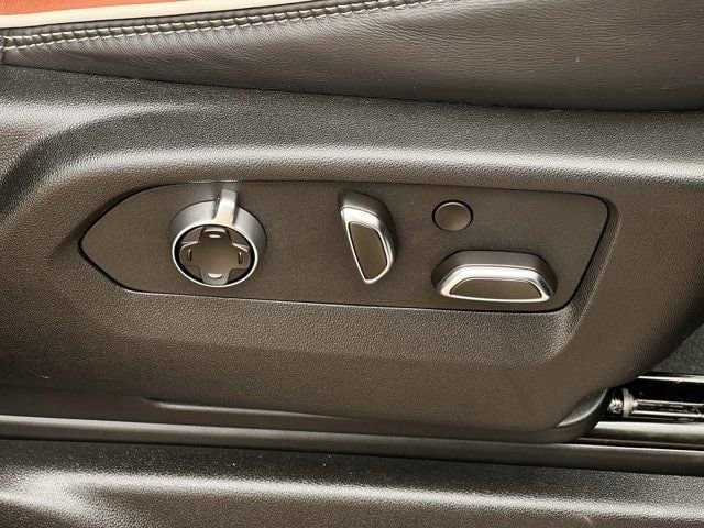 Used 2024 GMC Yukon XL Denali Ultimate image 28