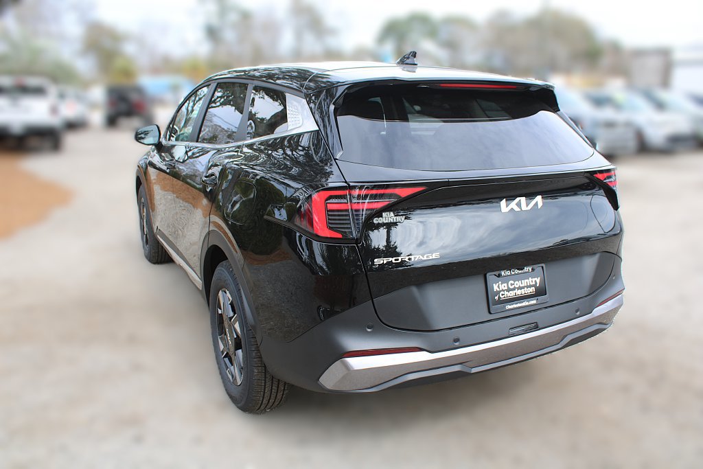New 2027 Kia Sportage LX FWD image 11