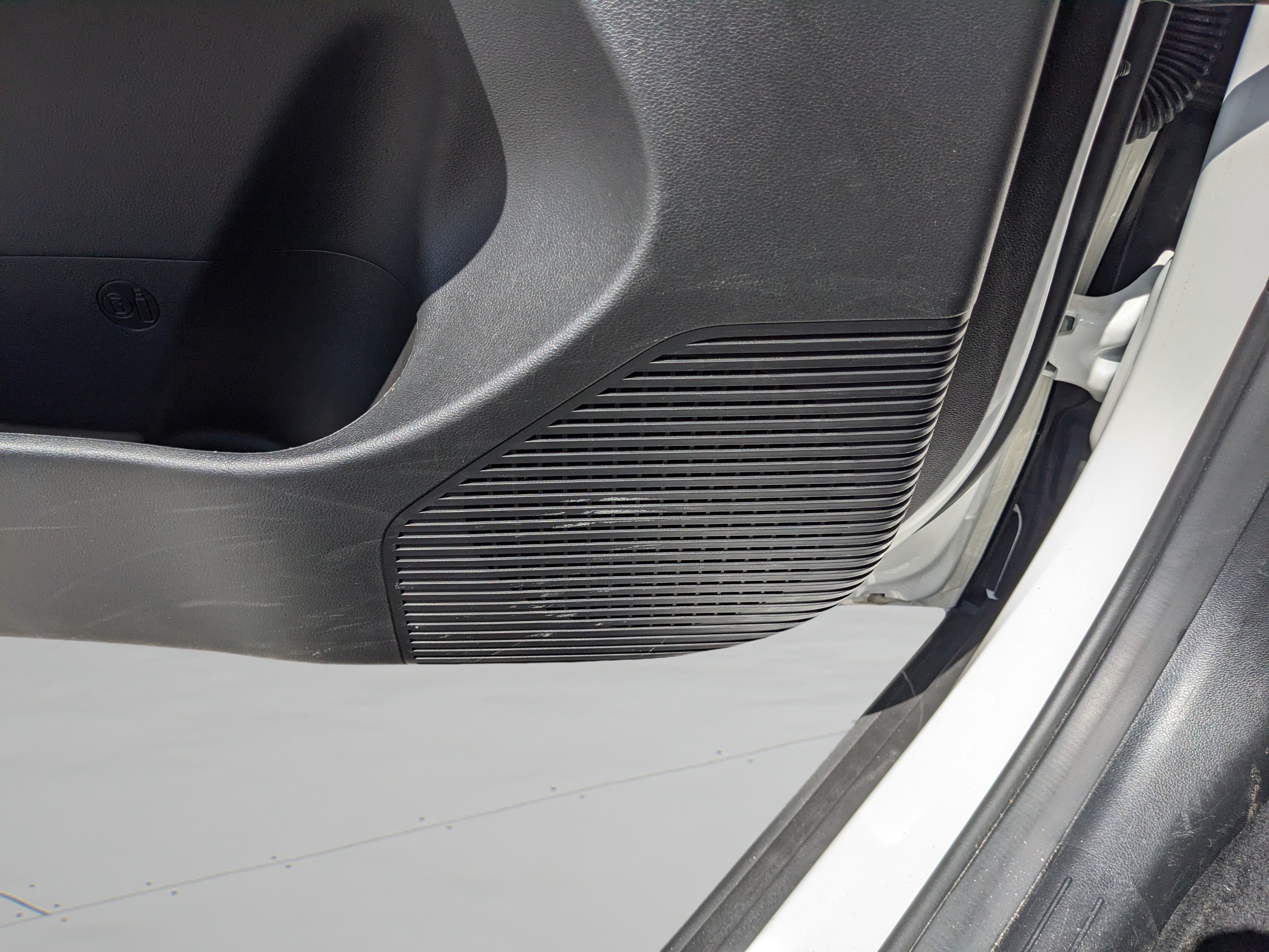 Used 2025 Hyundai Kona SEL FWD image 19