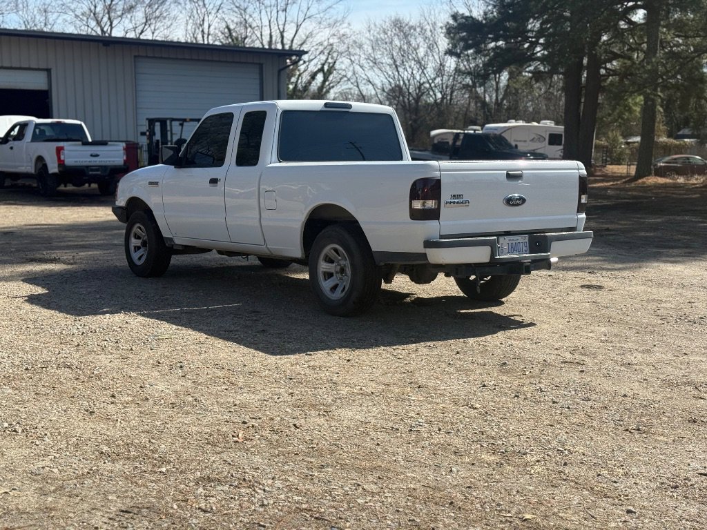 Used 2011 Ford Ranger XLT image 3