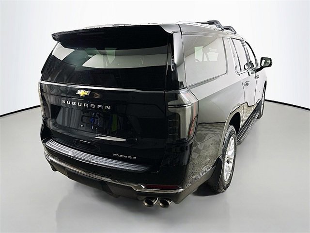 New 2026 Chevrolet Suburban Premier image 6
