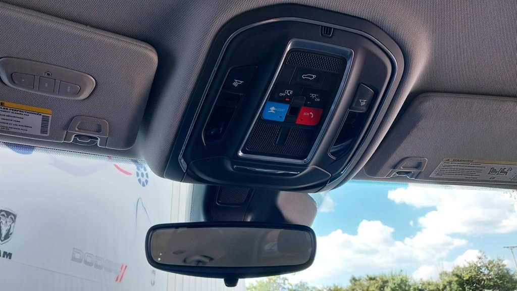 Used 2022 Jeep Grand Cherokee L Limited image 36