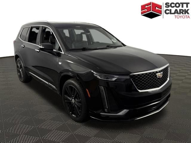 Used 2021 Cadillac XT6 Premium Luxury image 1